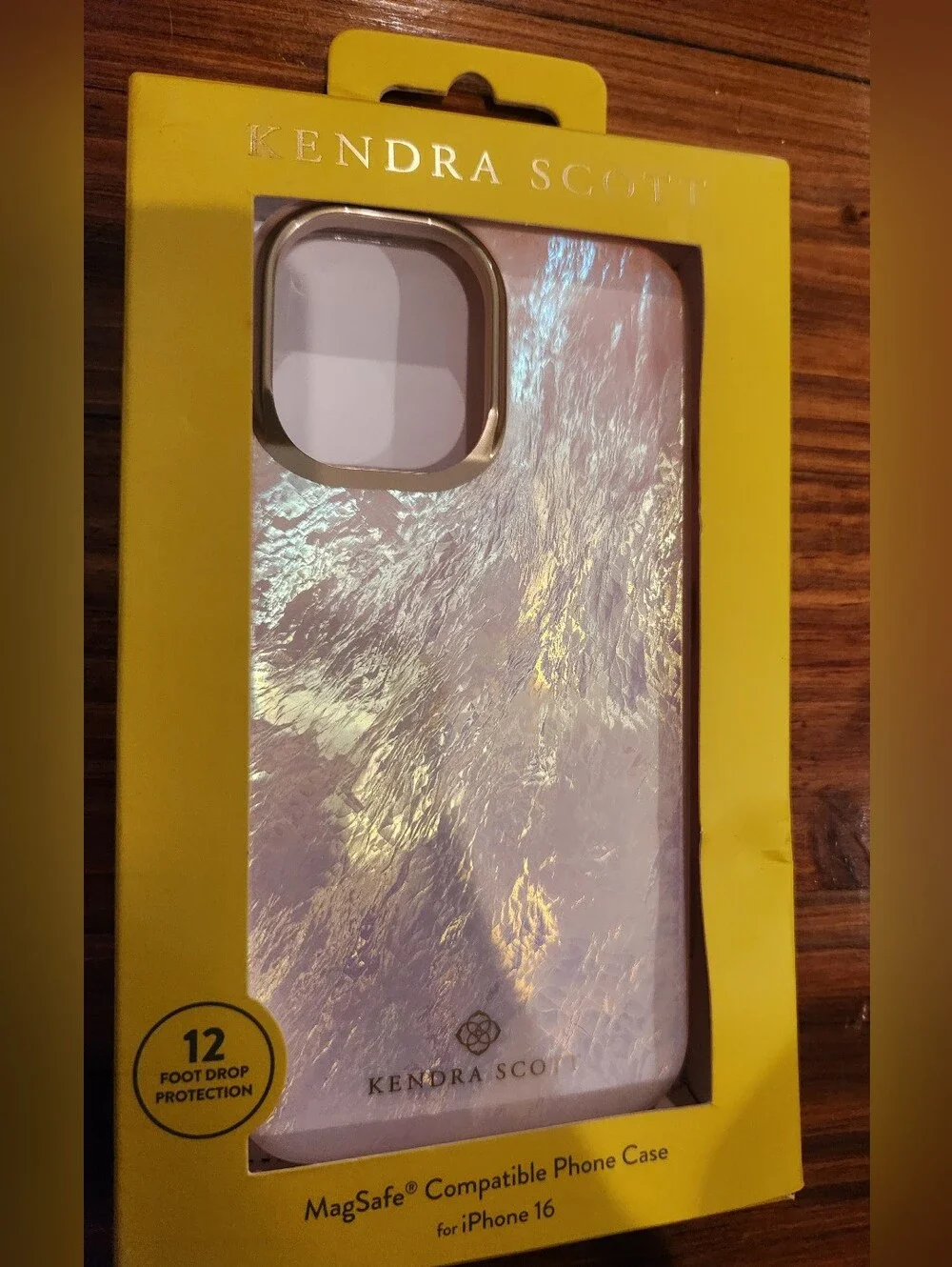 Kendra Scott iPhone 16 Phone Case with MagSafe - Ivory, NWT*